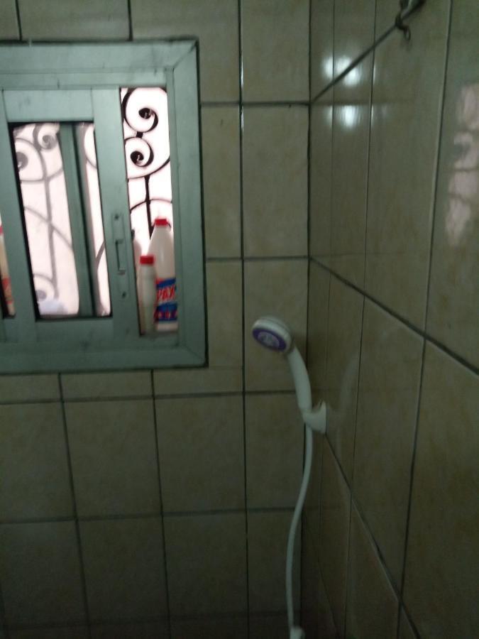Hôtel Ange Raphael à Douala Extérieur photo