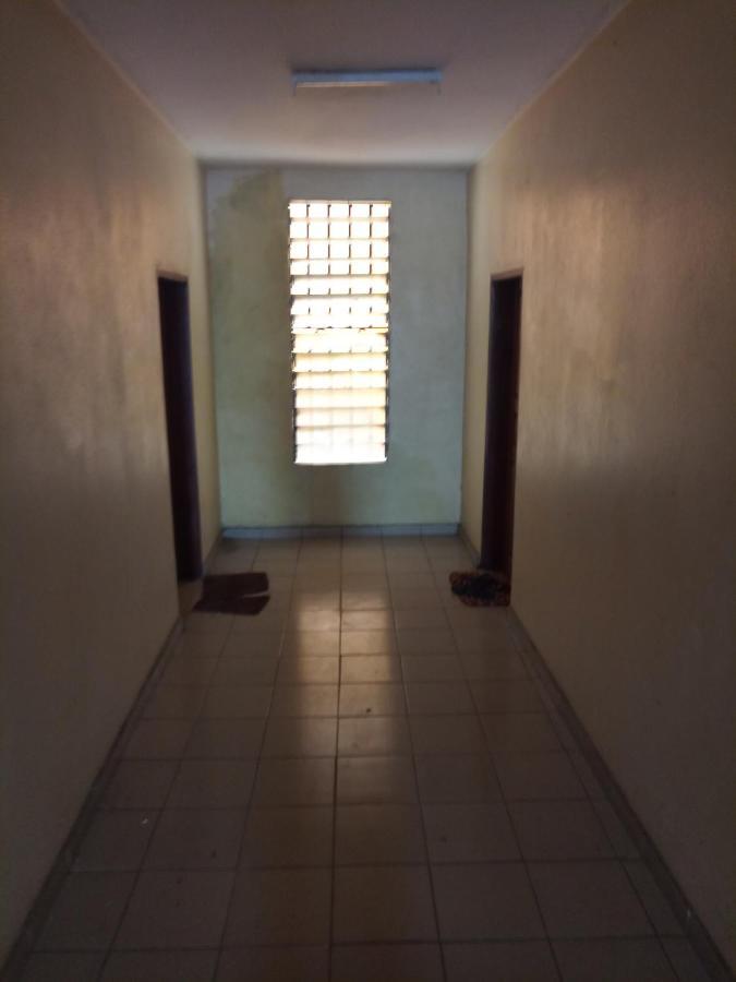 Hôtel Ange Raphael à Douala Extérieur photo